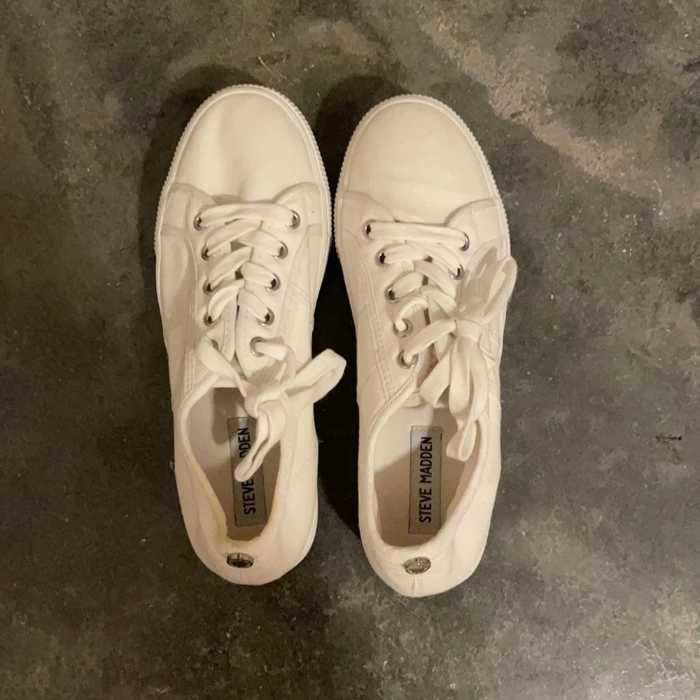Steve Madden platform white sneakers size 8.5